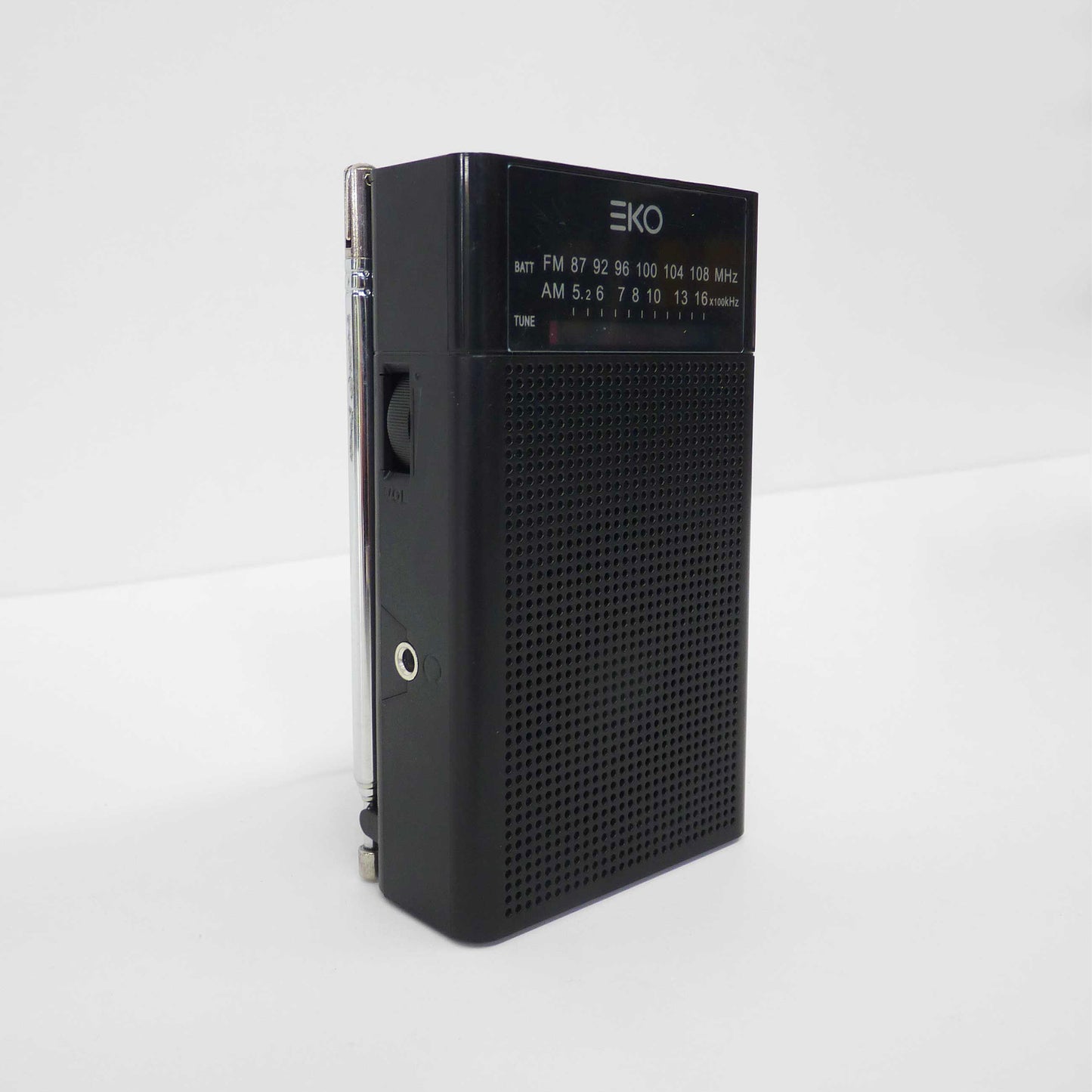 Black Handheld AM/FM Radio