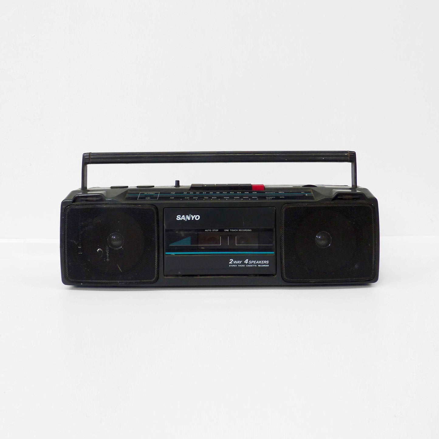 1990's AM/FM Cassette Player