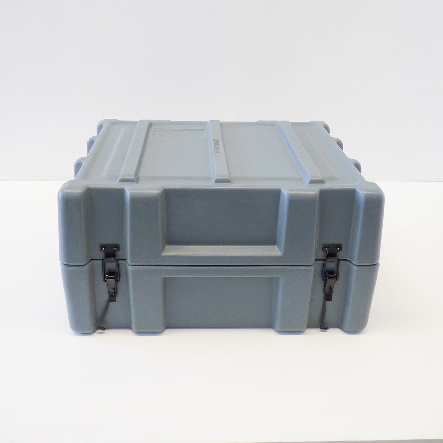 Medium Grey Pelican Case