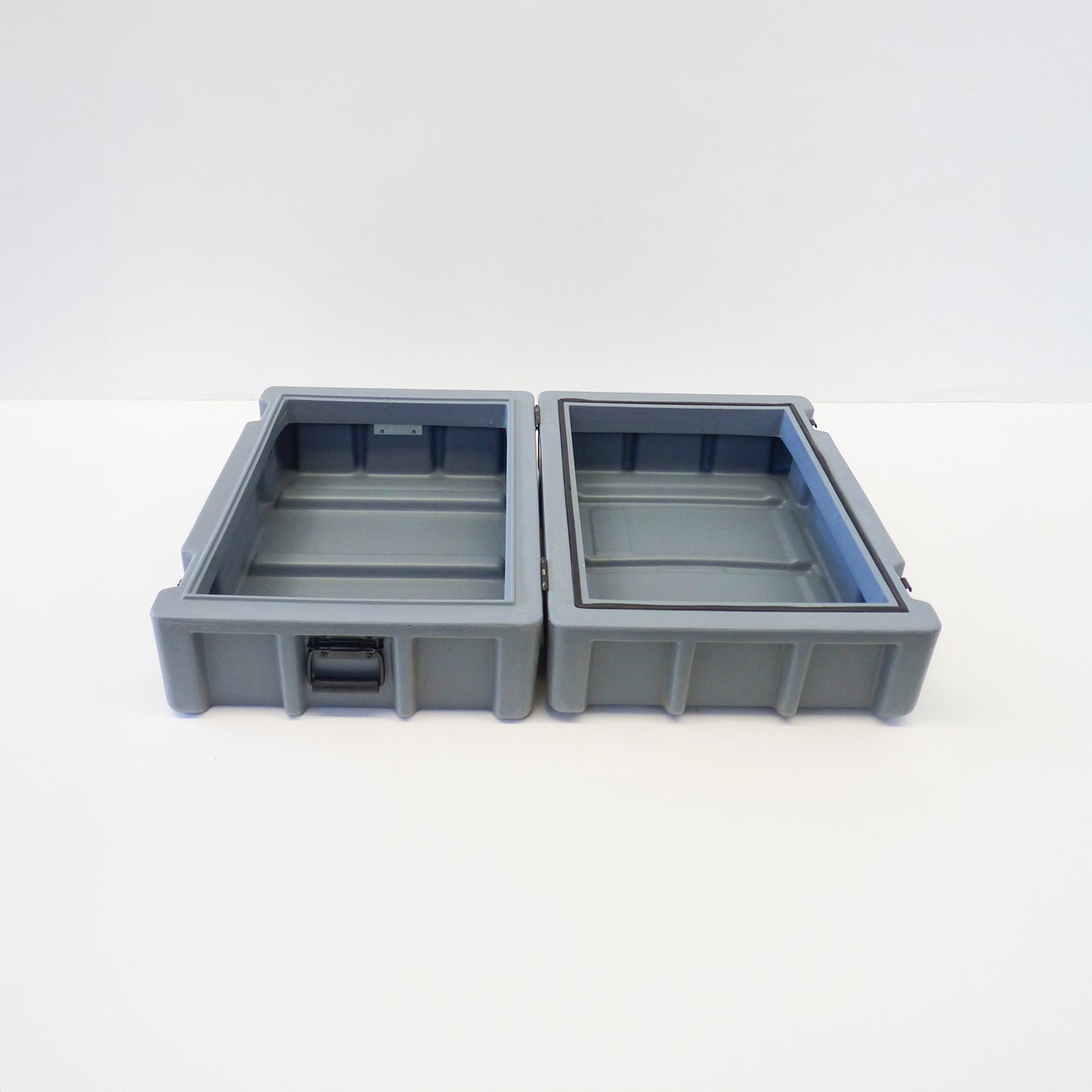 Medium Grey Pelican Case