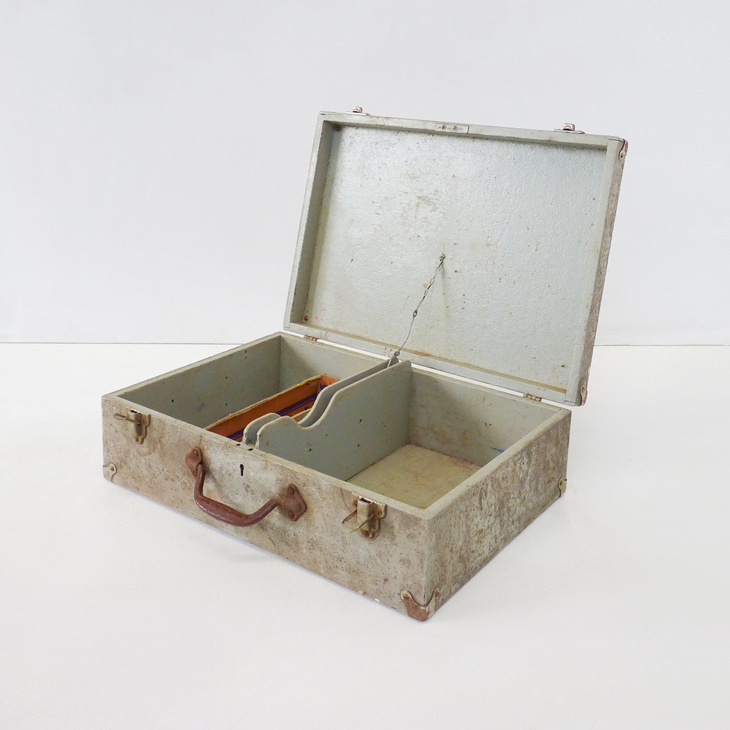 Toolbox / Suitcase