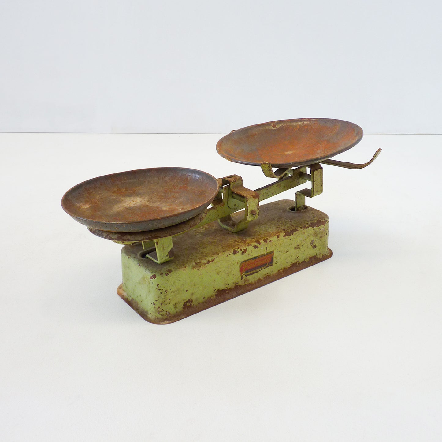 Vintage Fairway Scales