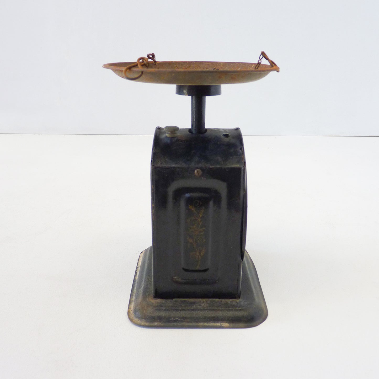 Vintage Hughes Scales