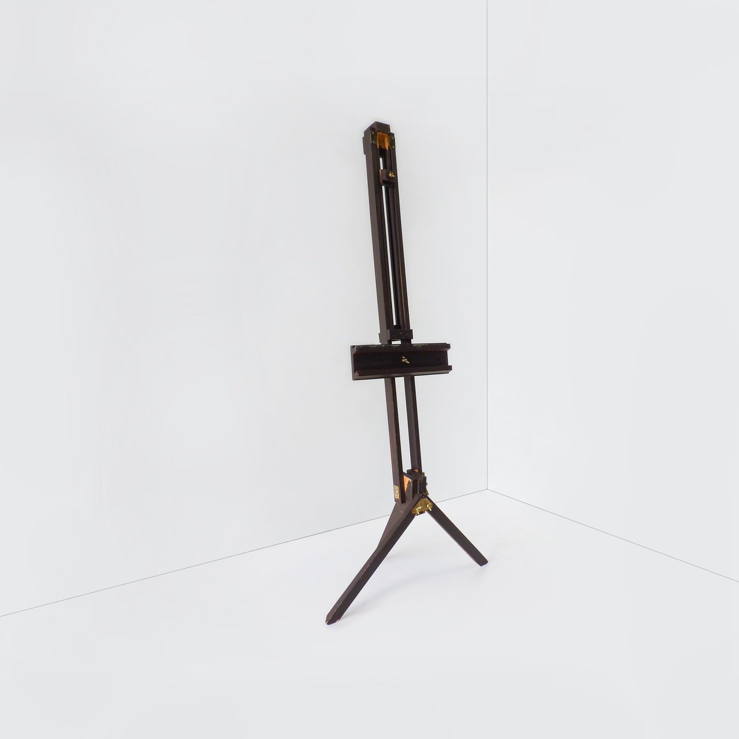 Brown Timber Adjustable Easel