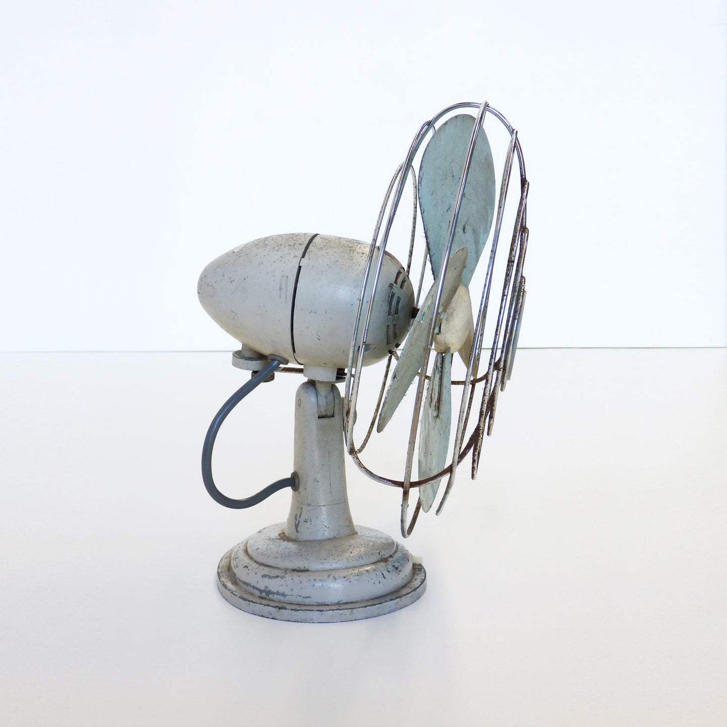 Metal Vintage Desk Fan