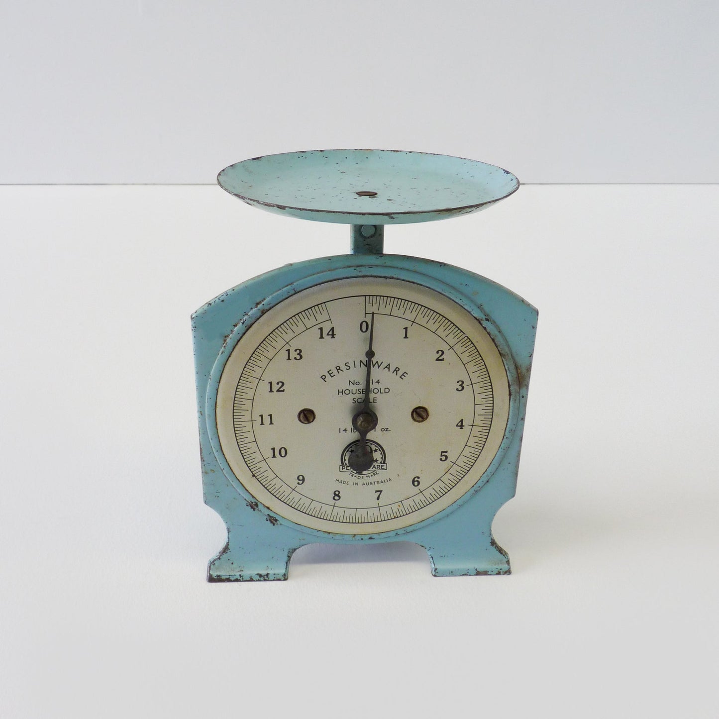 Vintage Kitchen Scales