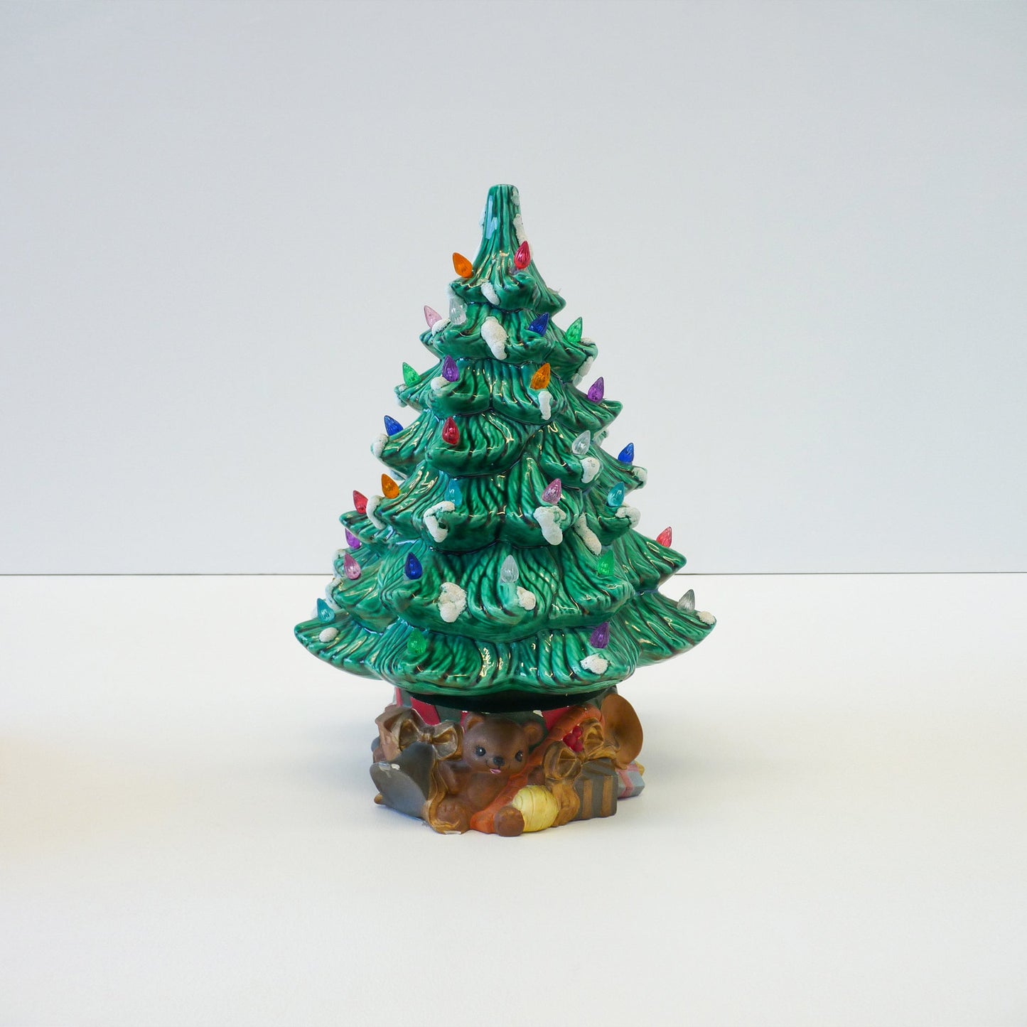 Retro Ceramic Christmas Tree Lamp