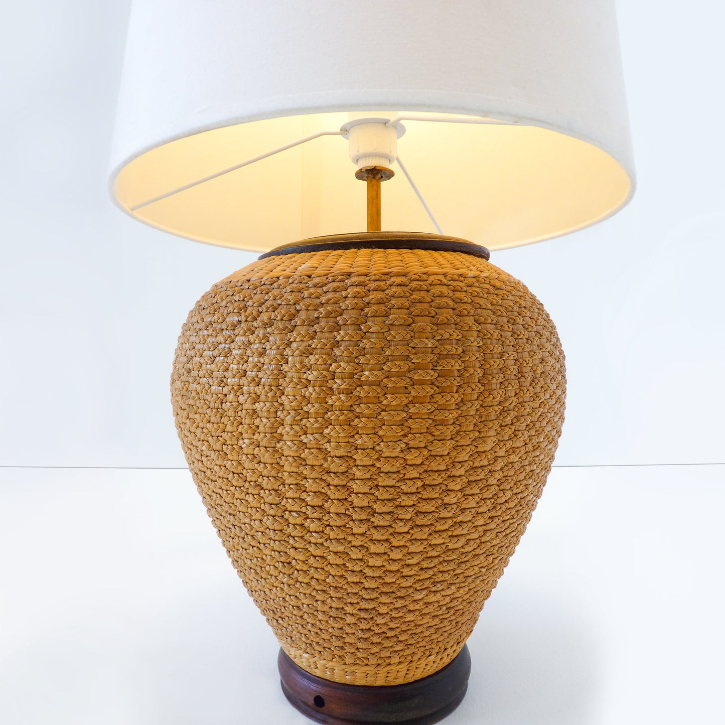 Round Rattan Lamp