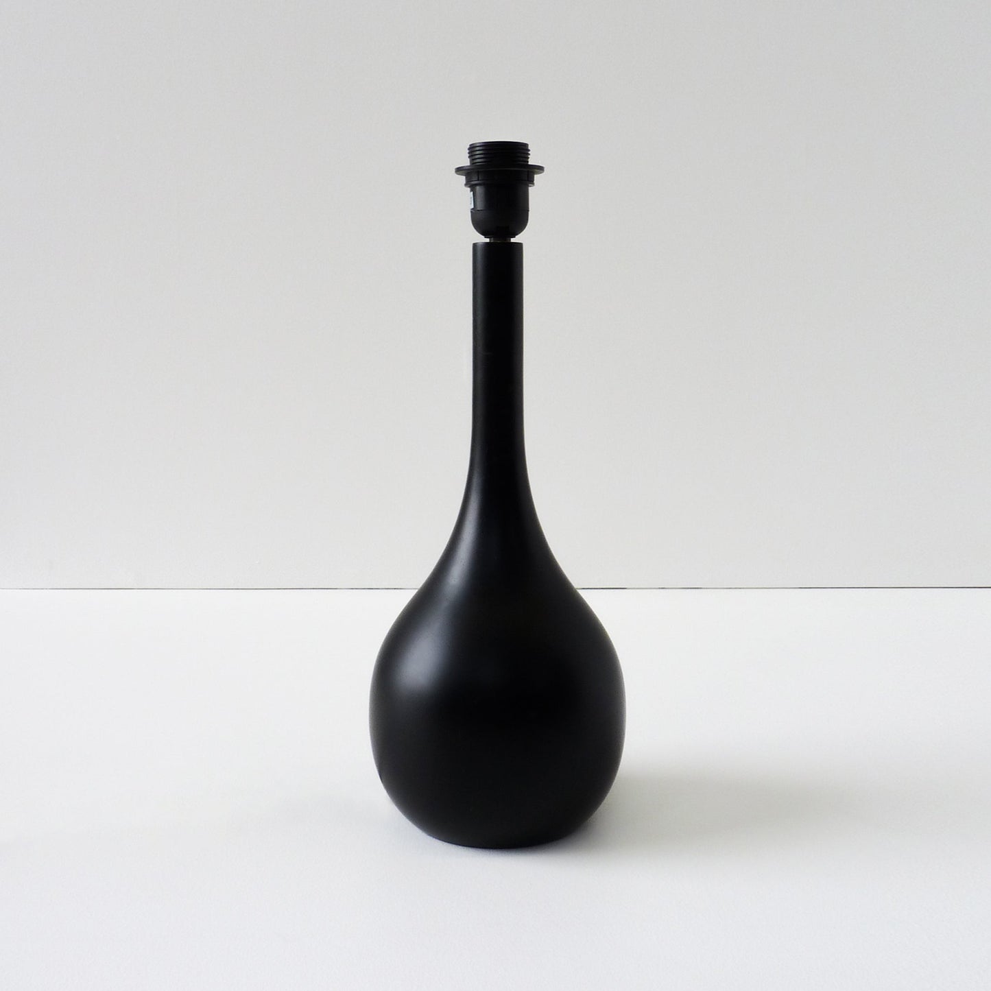 Black Teardrop Lamp