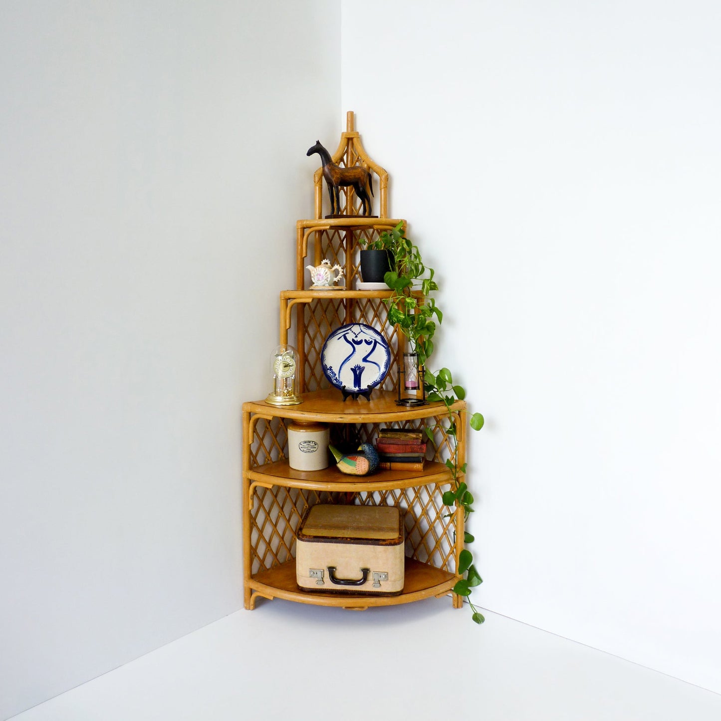 Corner Piece Shelf Unit