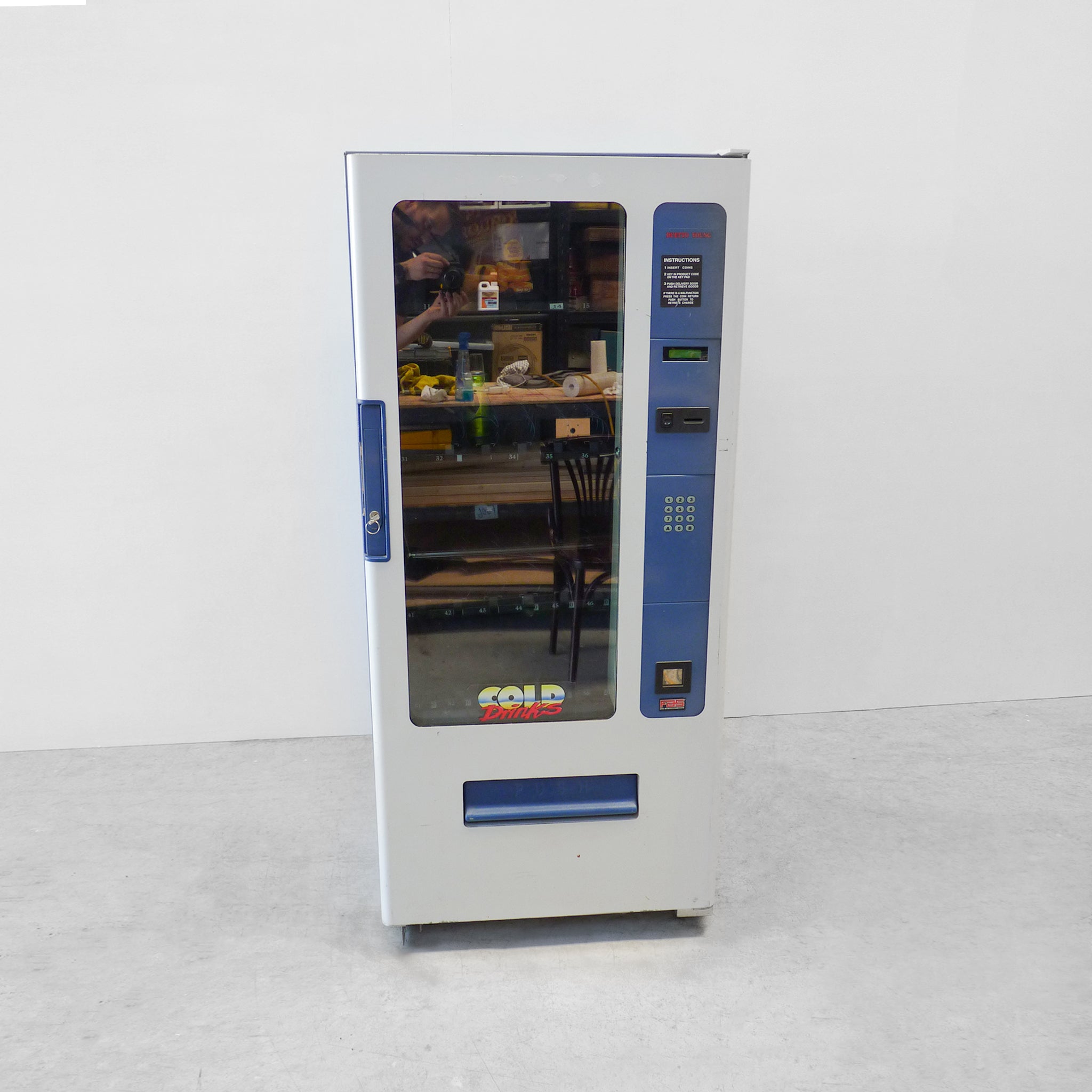 Vending Machines – AXIS