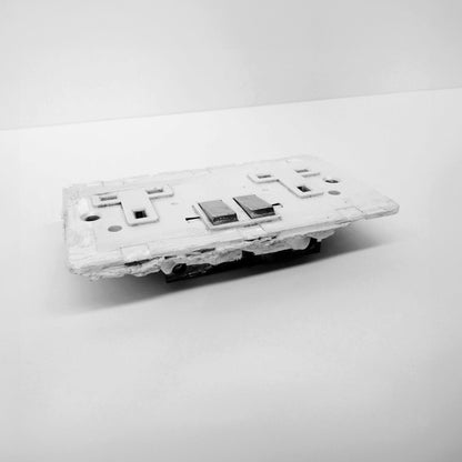 UK Style Dual Power Outlet
