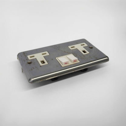 UK Style Dual Power Outlet