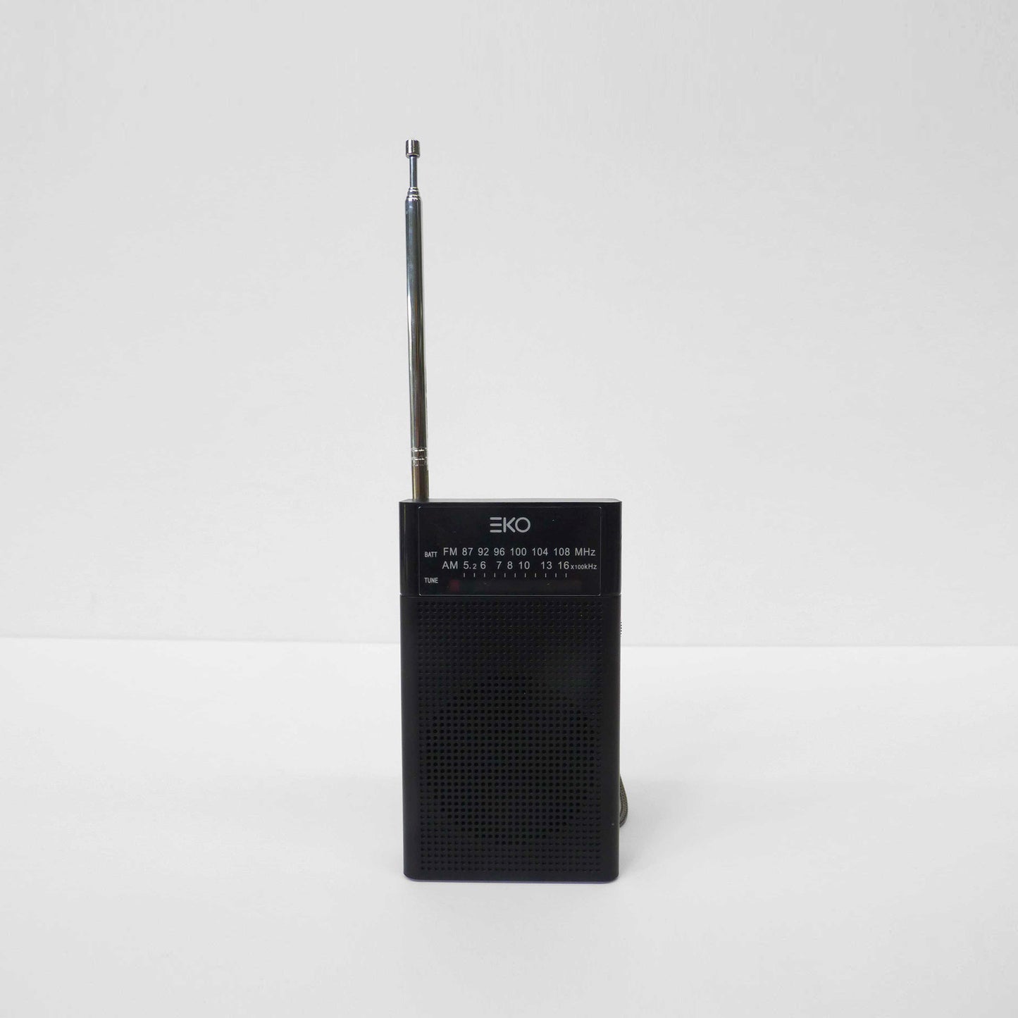 Black Handheld AM/FM Radio