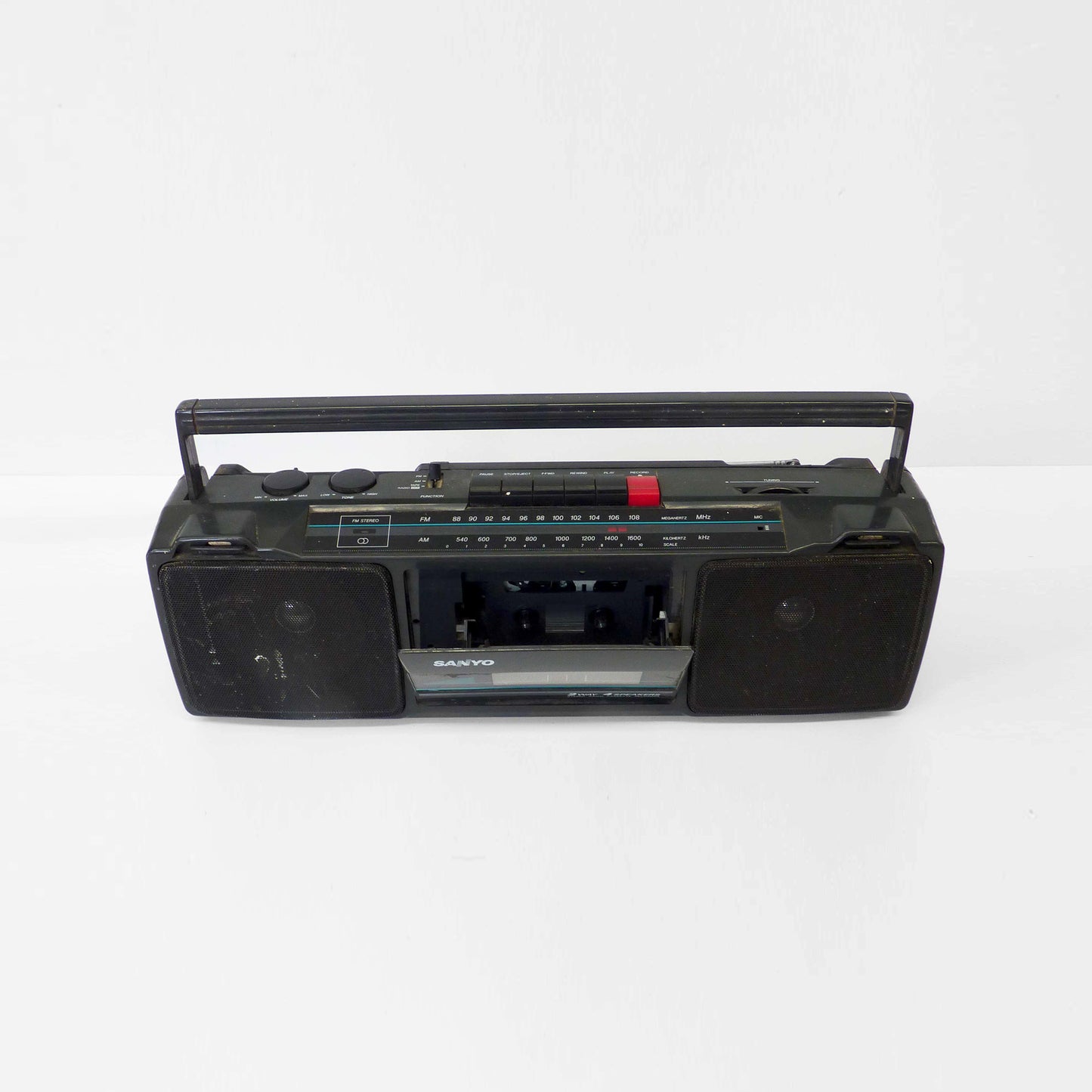 1990's AM/FM Cassette Player