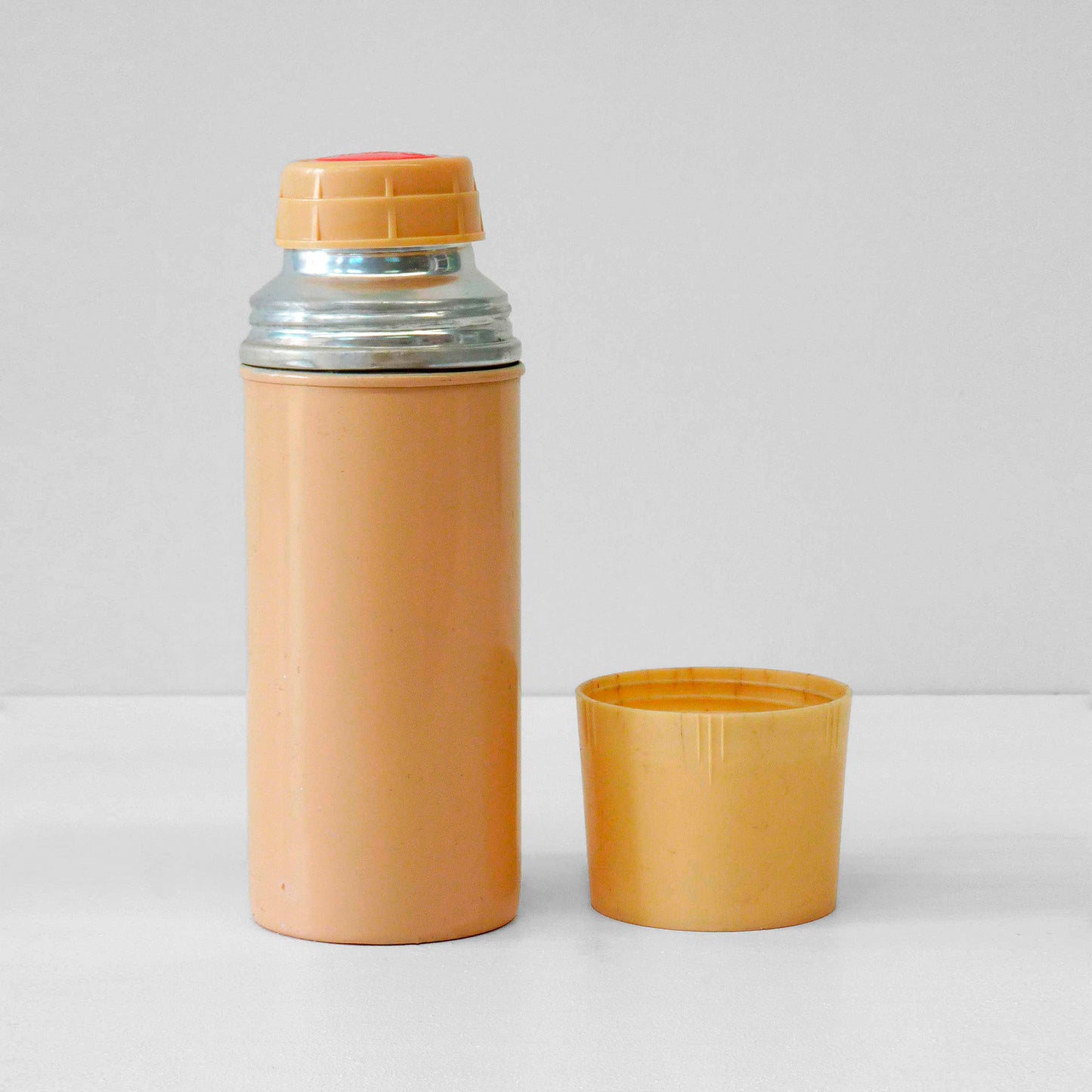 Cream Retro Mini Thermos