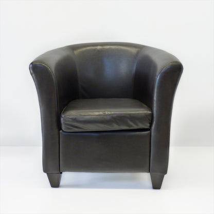 Tub Chair With Foot Rest