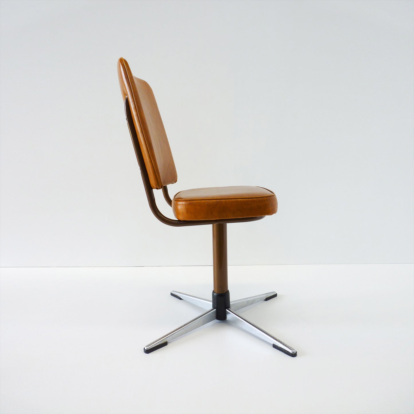 Retro Swivel Dining Chair Set