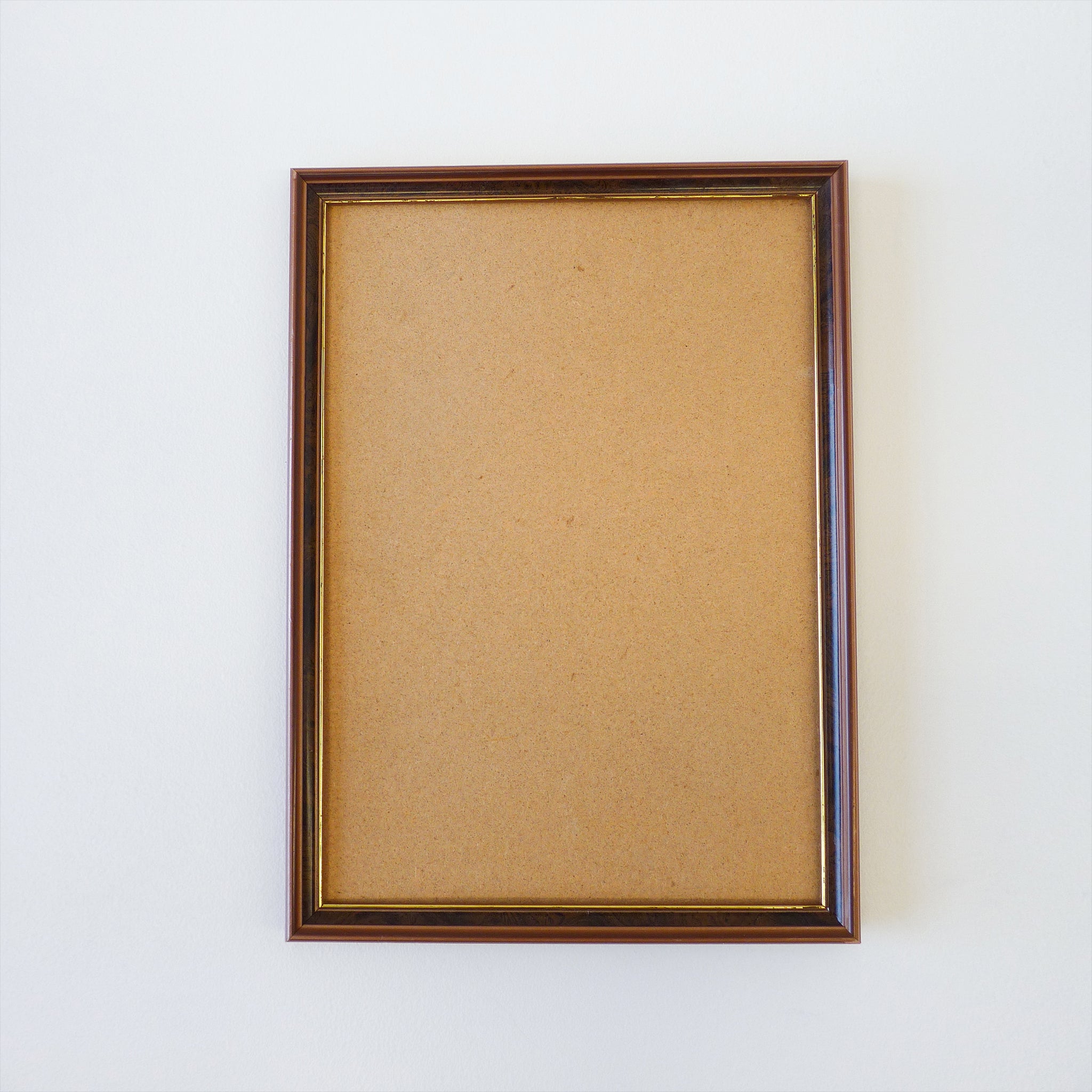Thin Timber Picture Frame – AXIS