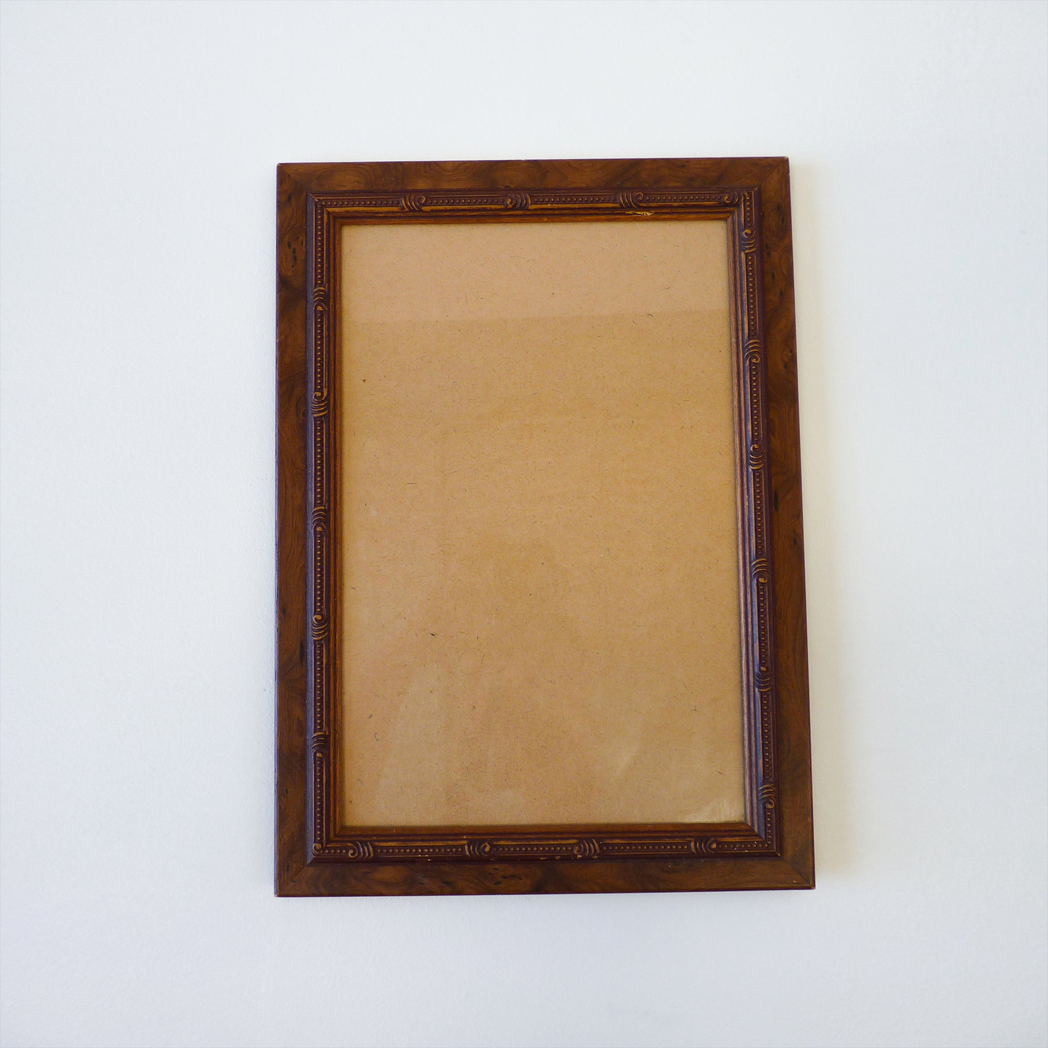 Decorative Picture Frame – AXIS