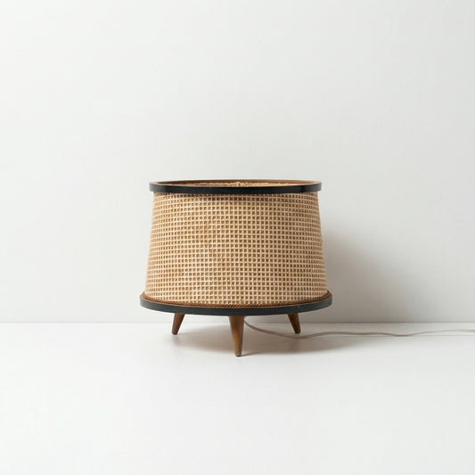 Retro Mesh Table Lamp
