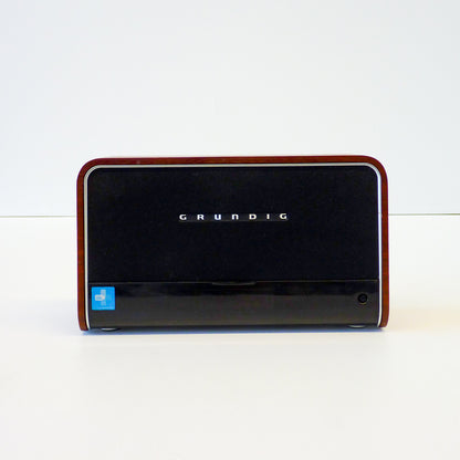 Retro Style Digital Radio