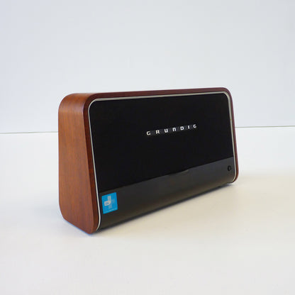 Retro Style Digital Radio