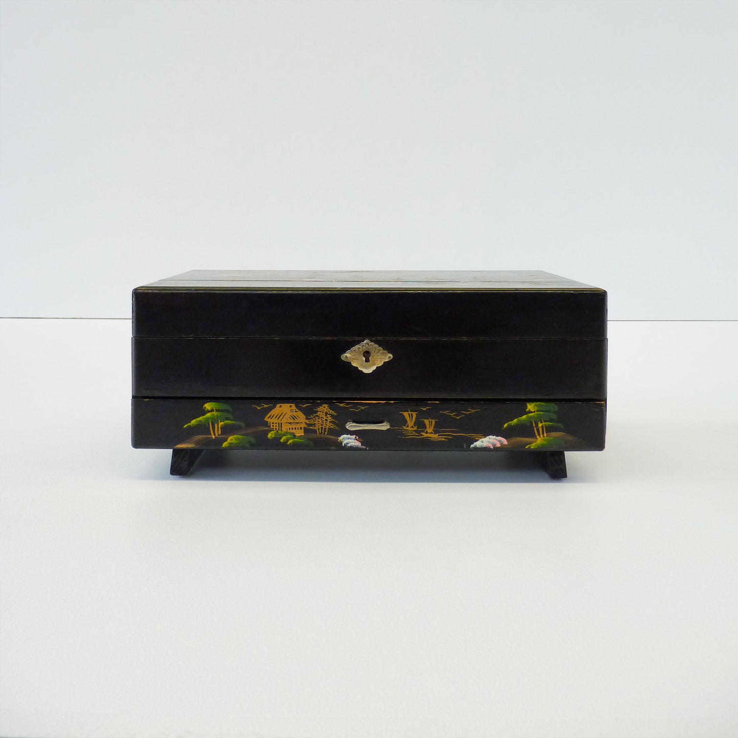 Japanese Jewellery Box