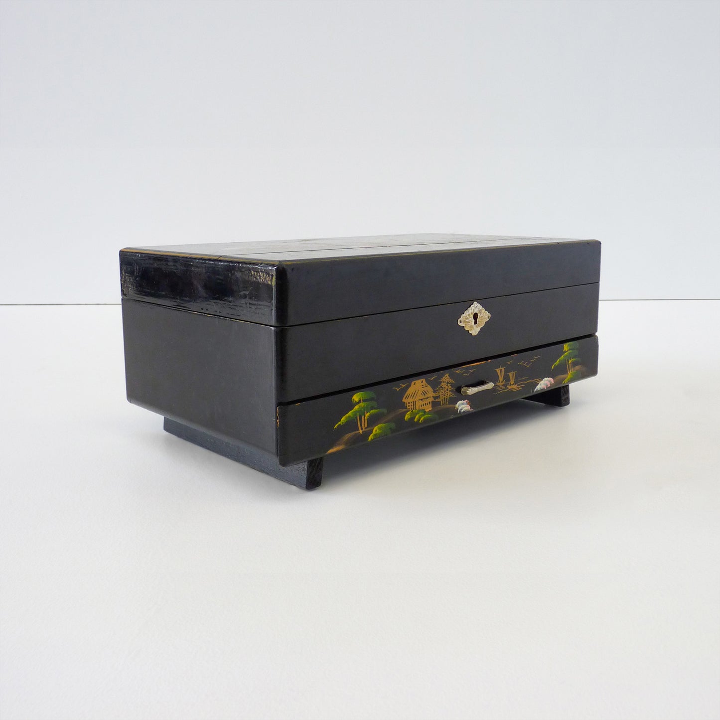 Japanese Jewellery Box