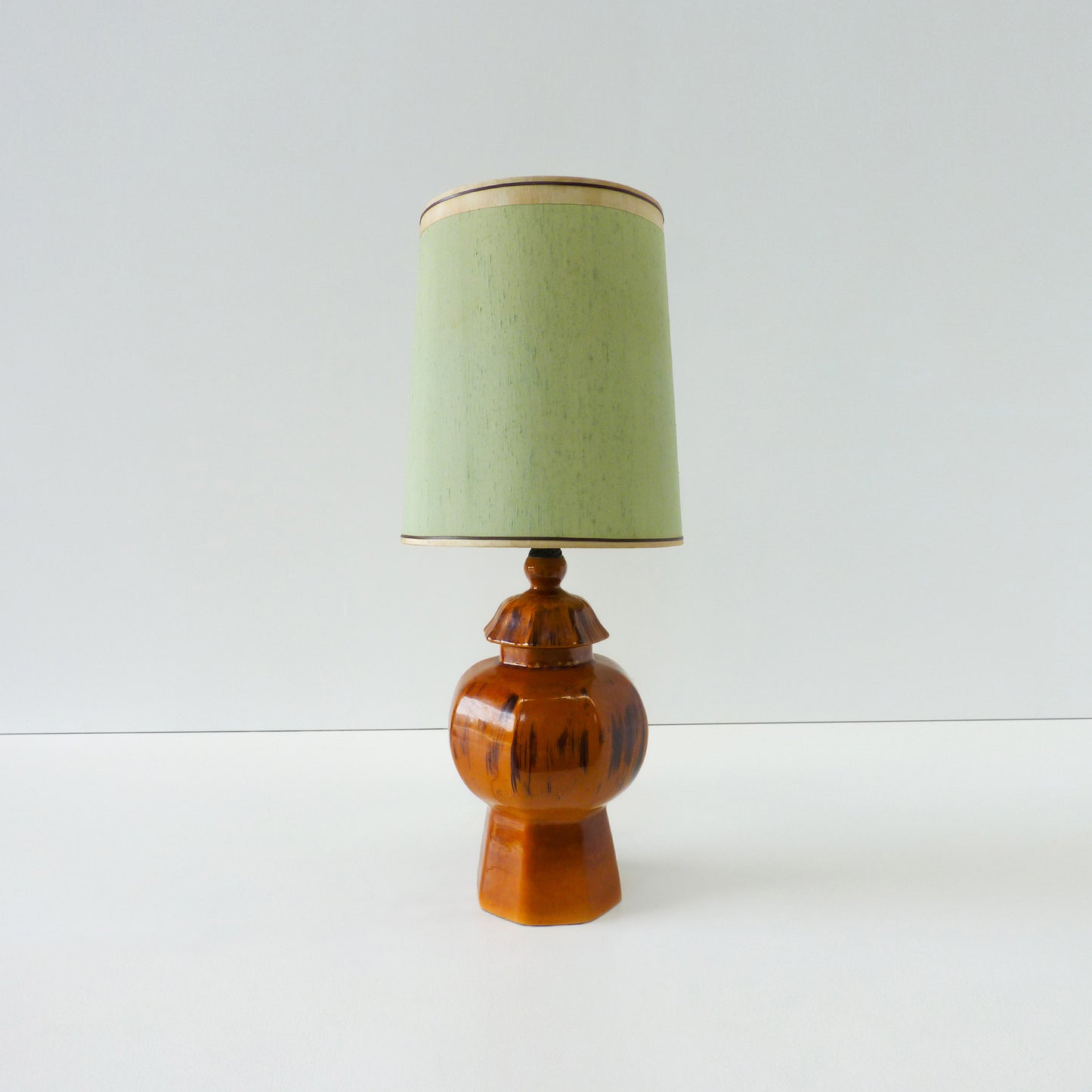 Vintage Ceramic Table Lamp