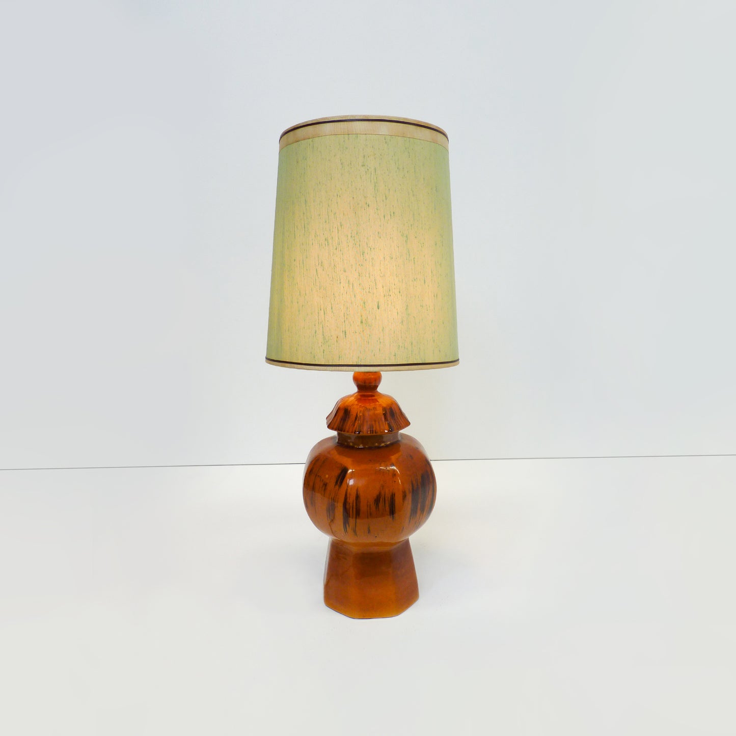 Vintage Ceramic Table Lamp