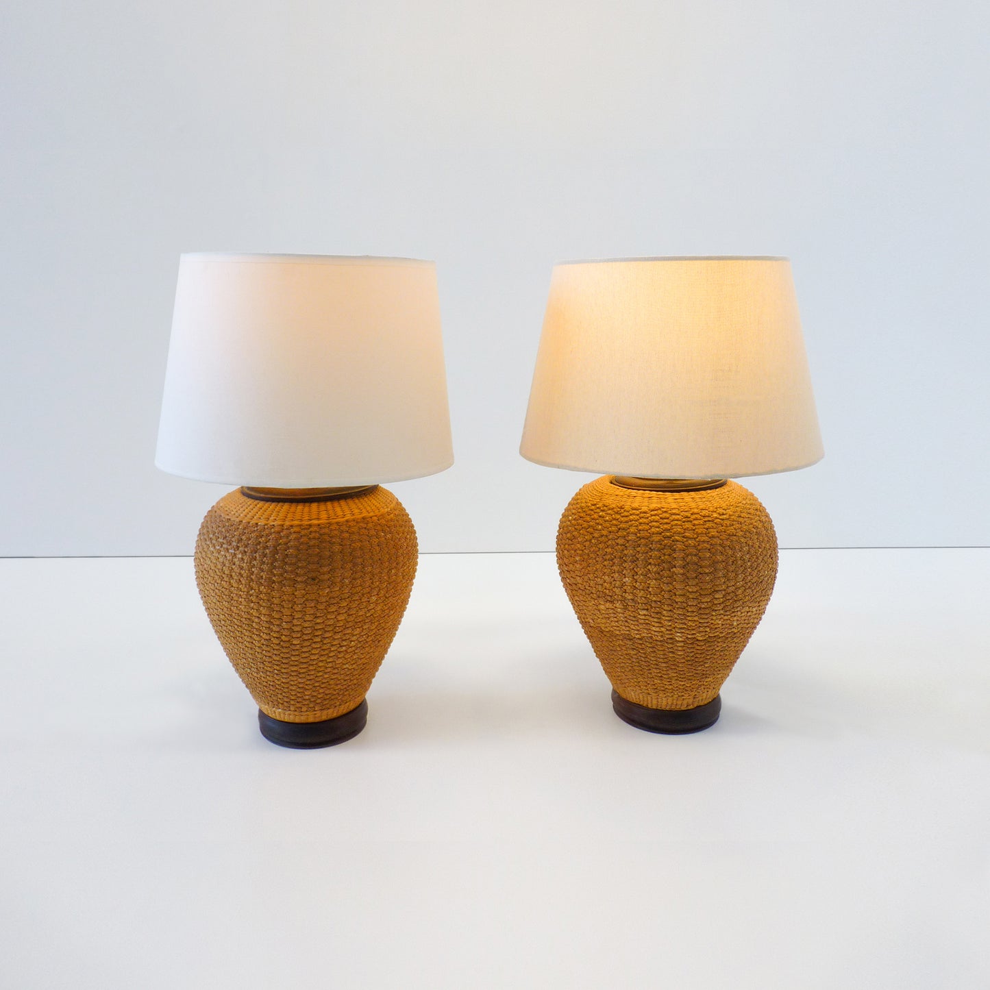 Round Rattan Lamp