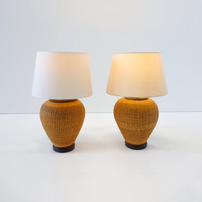 Round Rattan Lamp