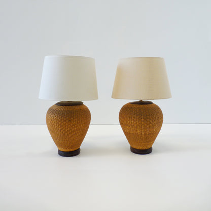 Round Rattan Lamp
