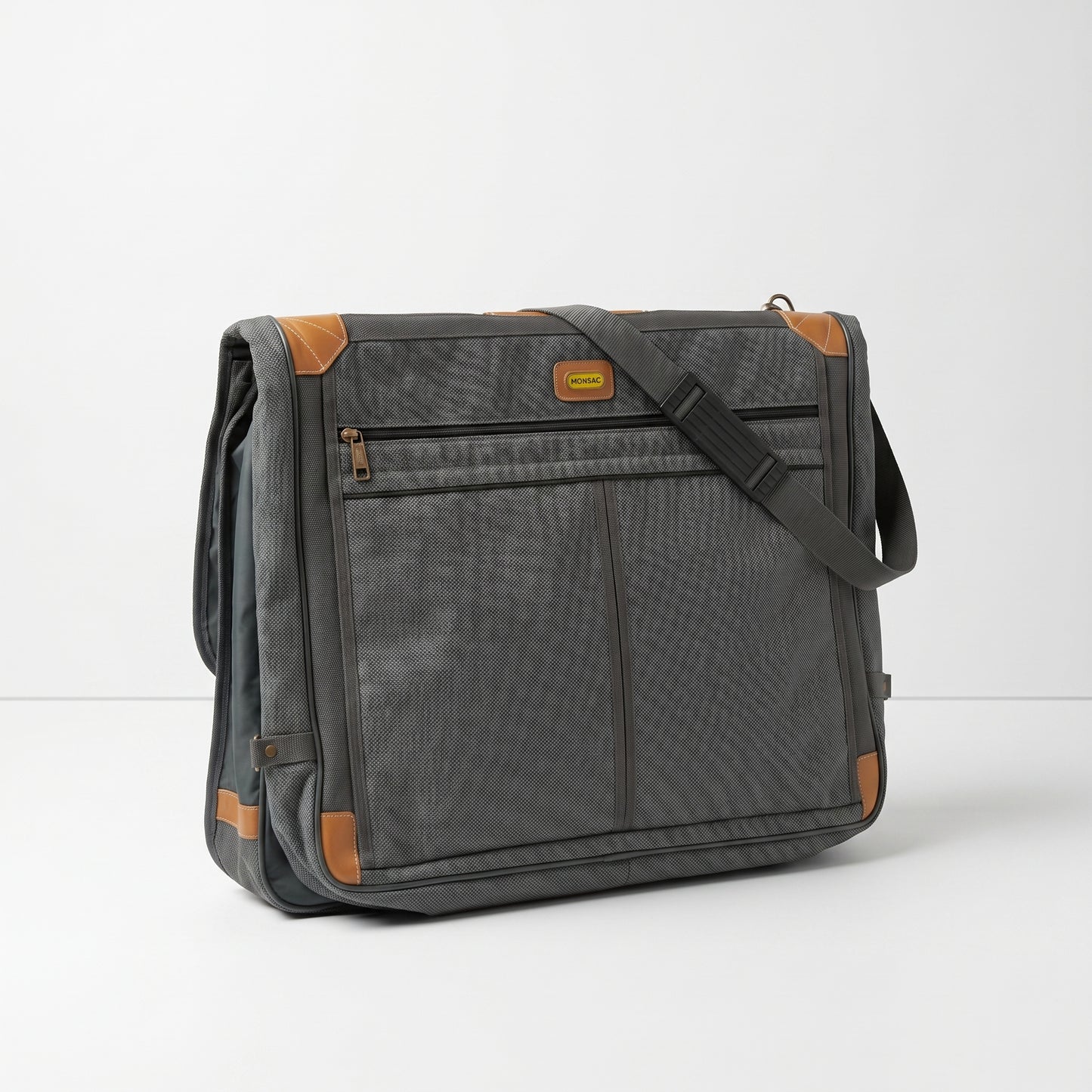 Medium Luggage