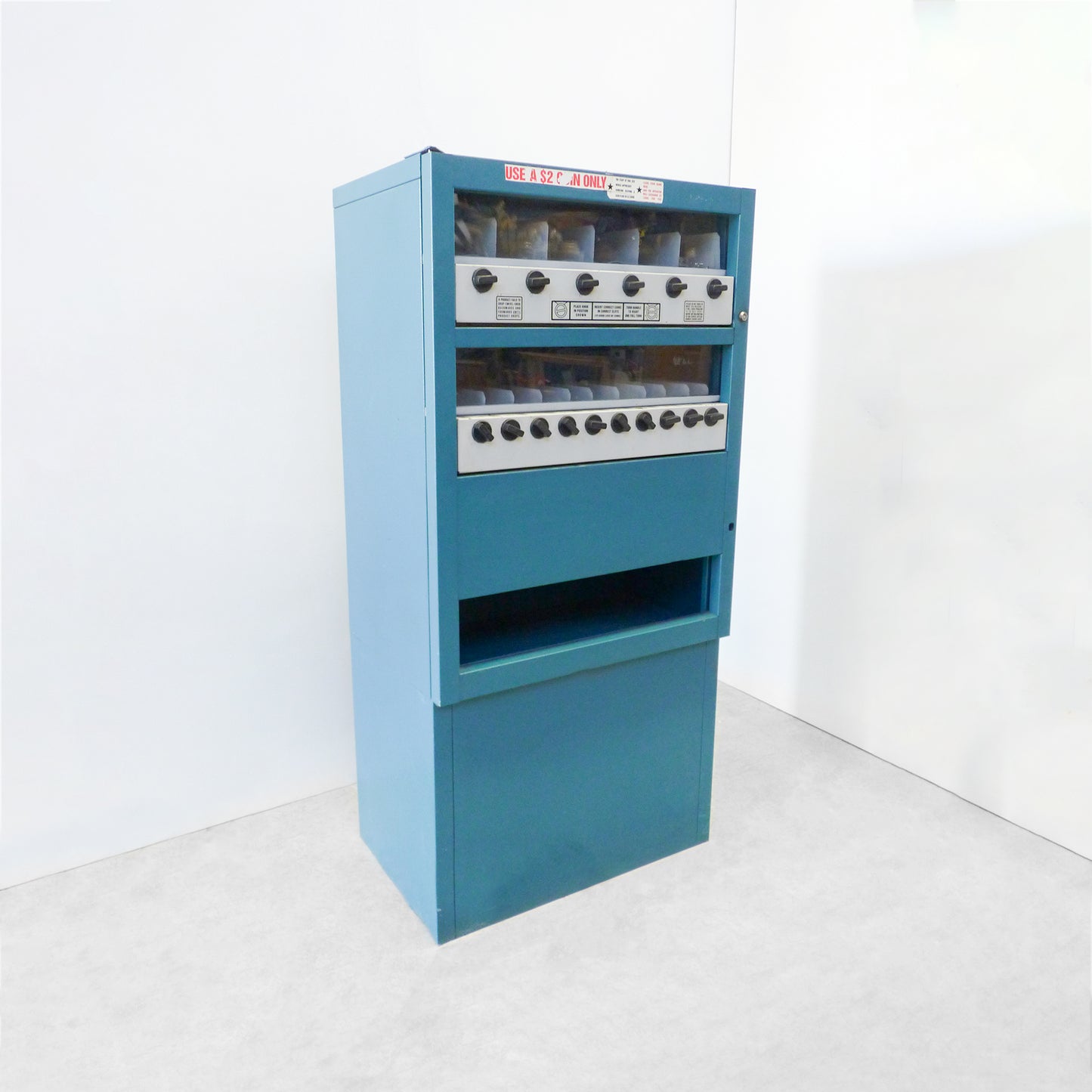 Retro Vending Machine