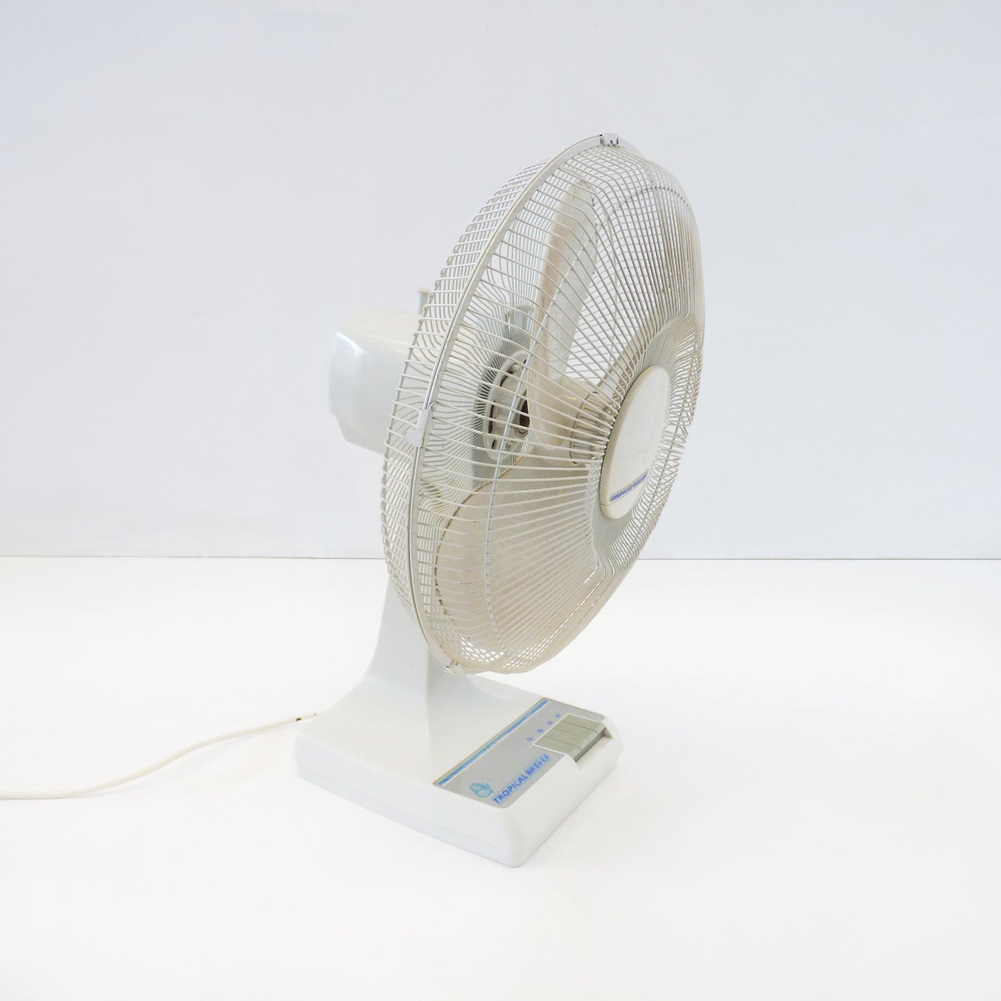 Tropical Breeze Retro Fan