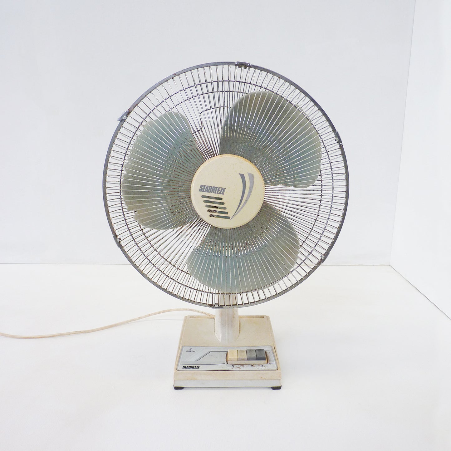 Seabreeze Retro Fan