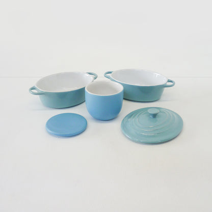 Blue crockery Set