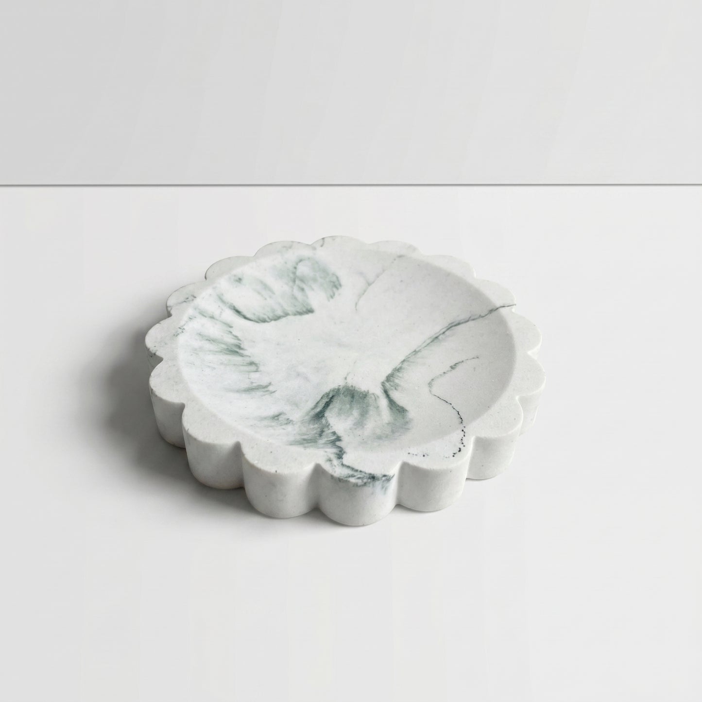 Scalloped Marbled Dish