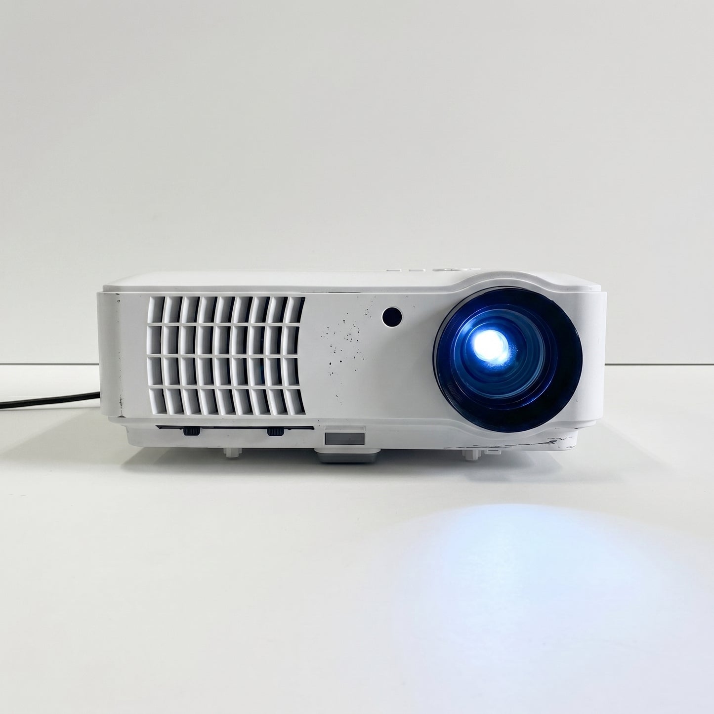 Modern Projector