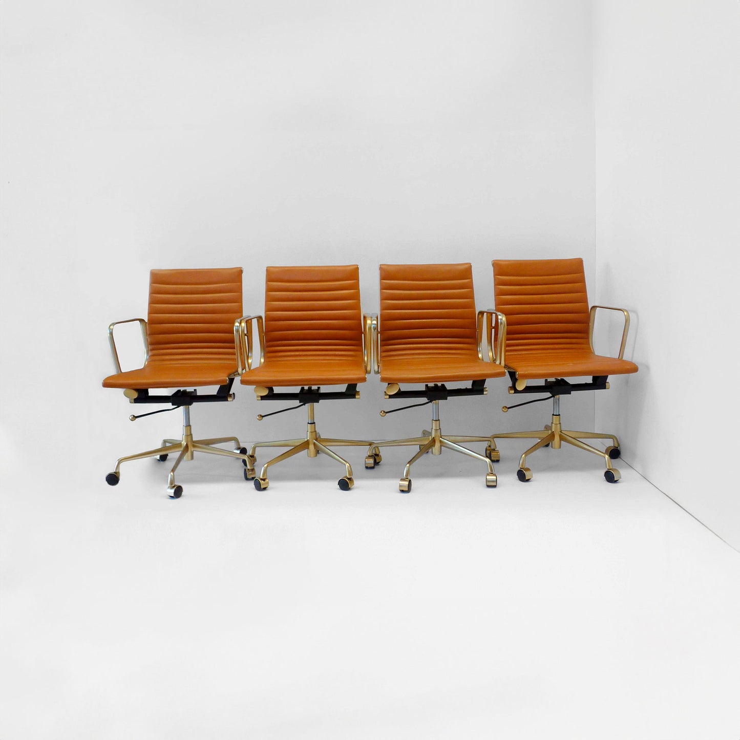 Eames Replica Desk Chair