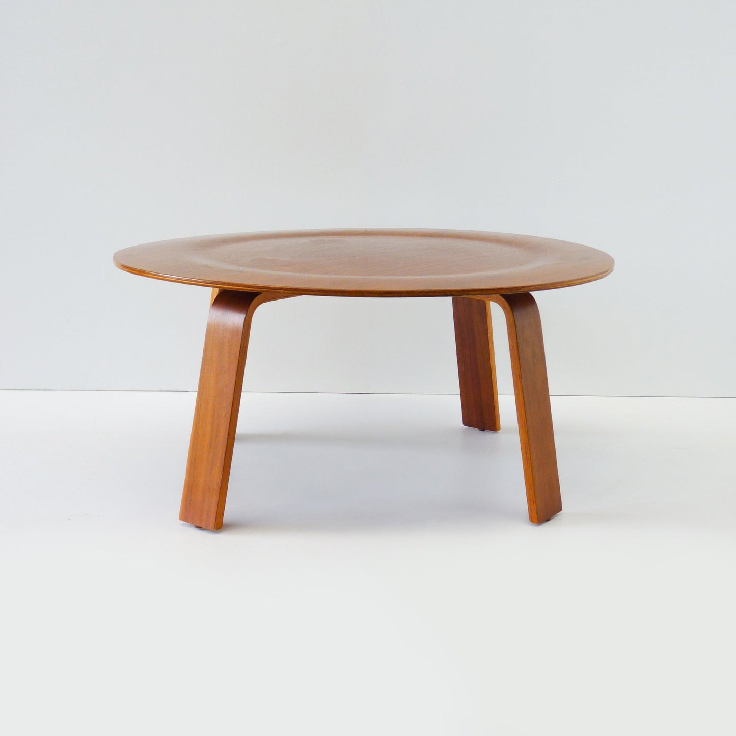 Round Timber Coffee Table