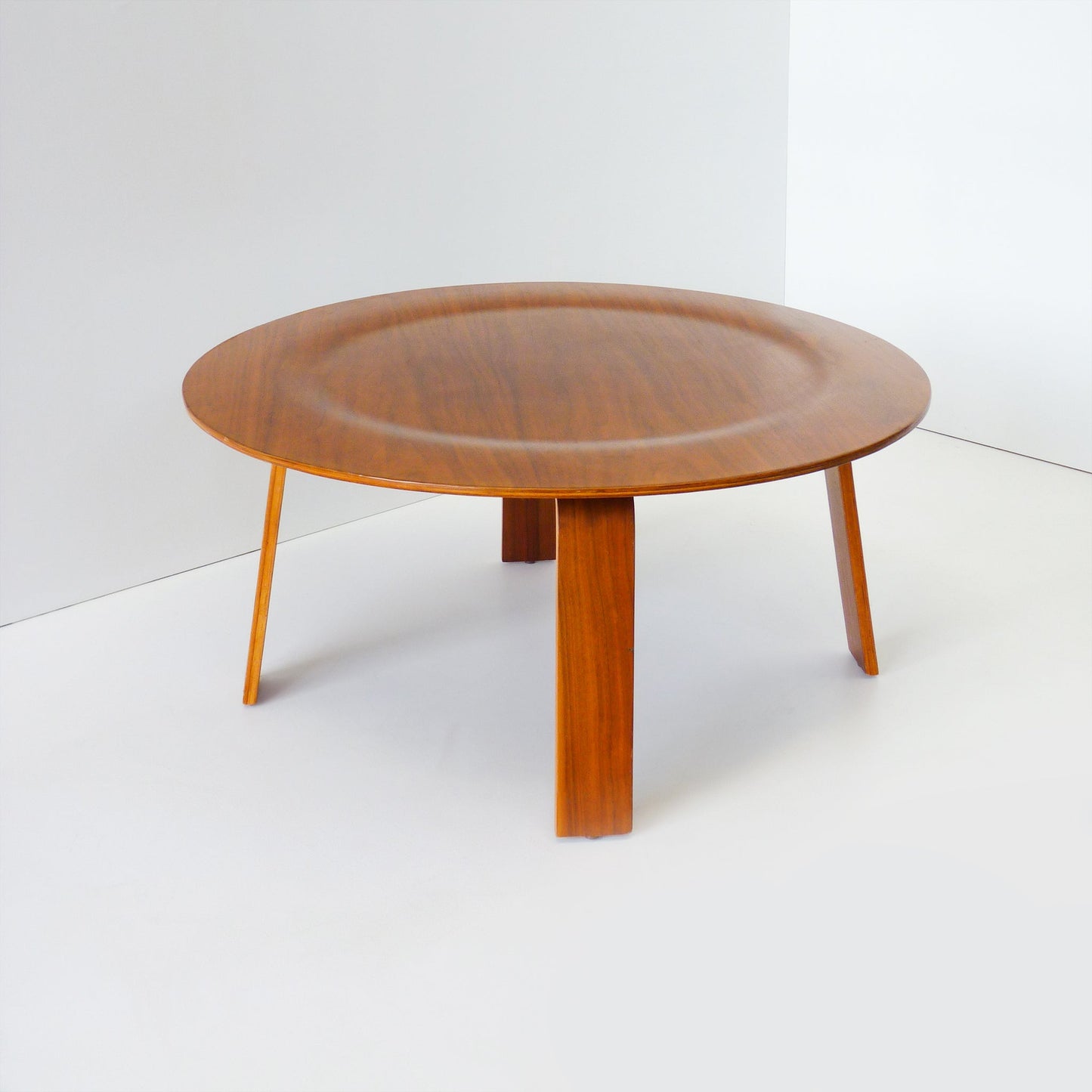 Round Timber Coffee Table