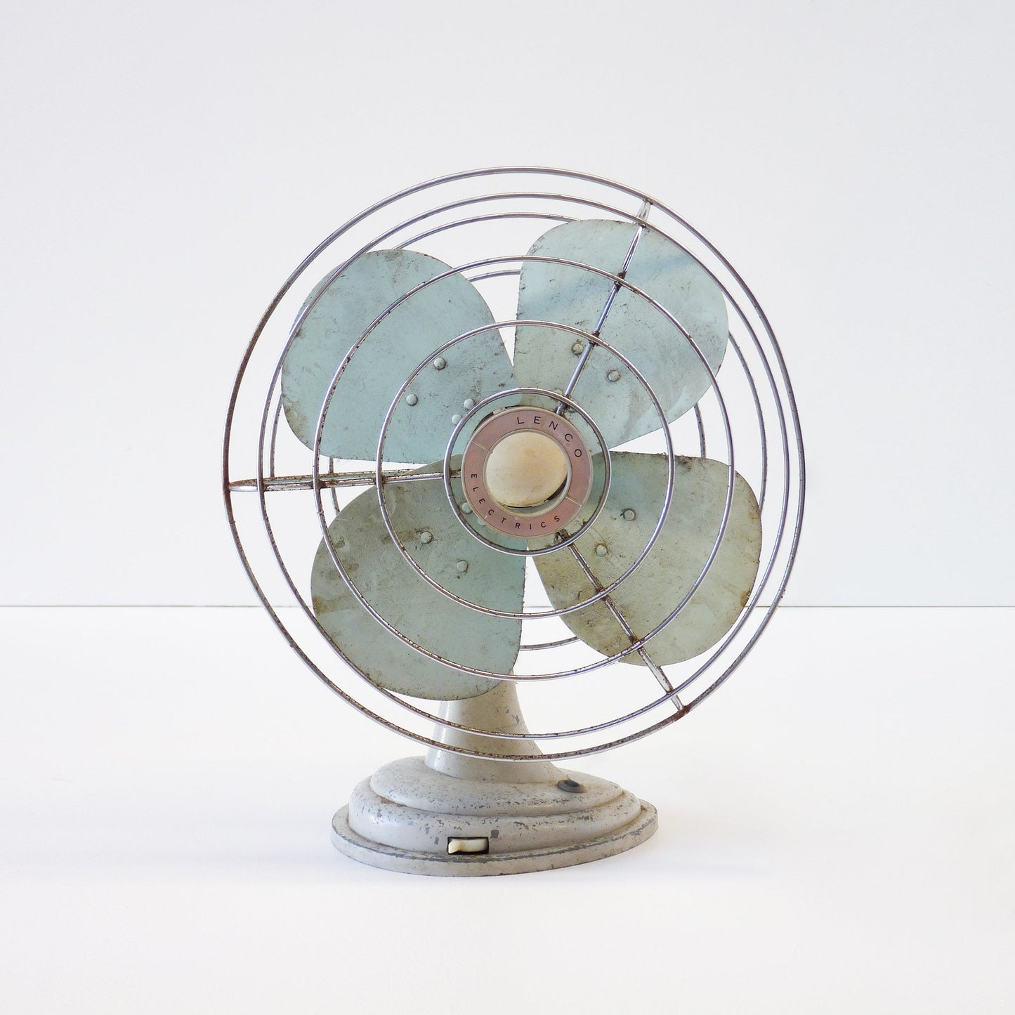 Metal Vintage Desk Fan