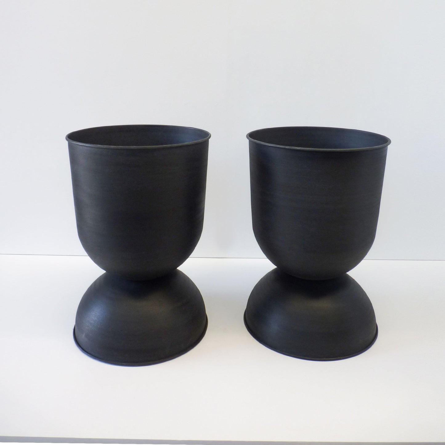 XL Hourglass Pot