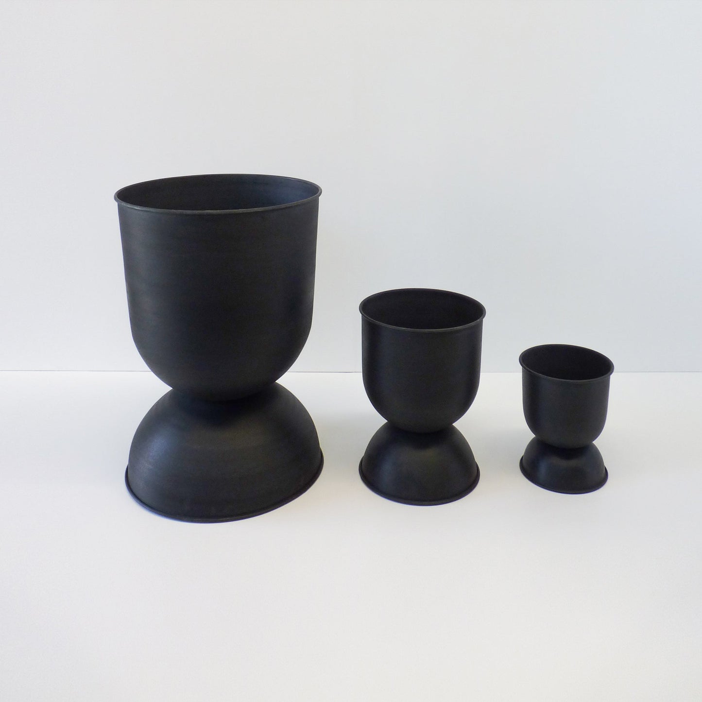 XL Hourglass Pot