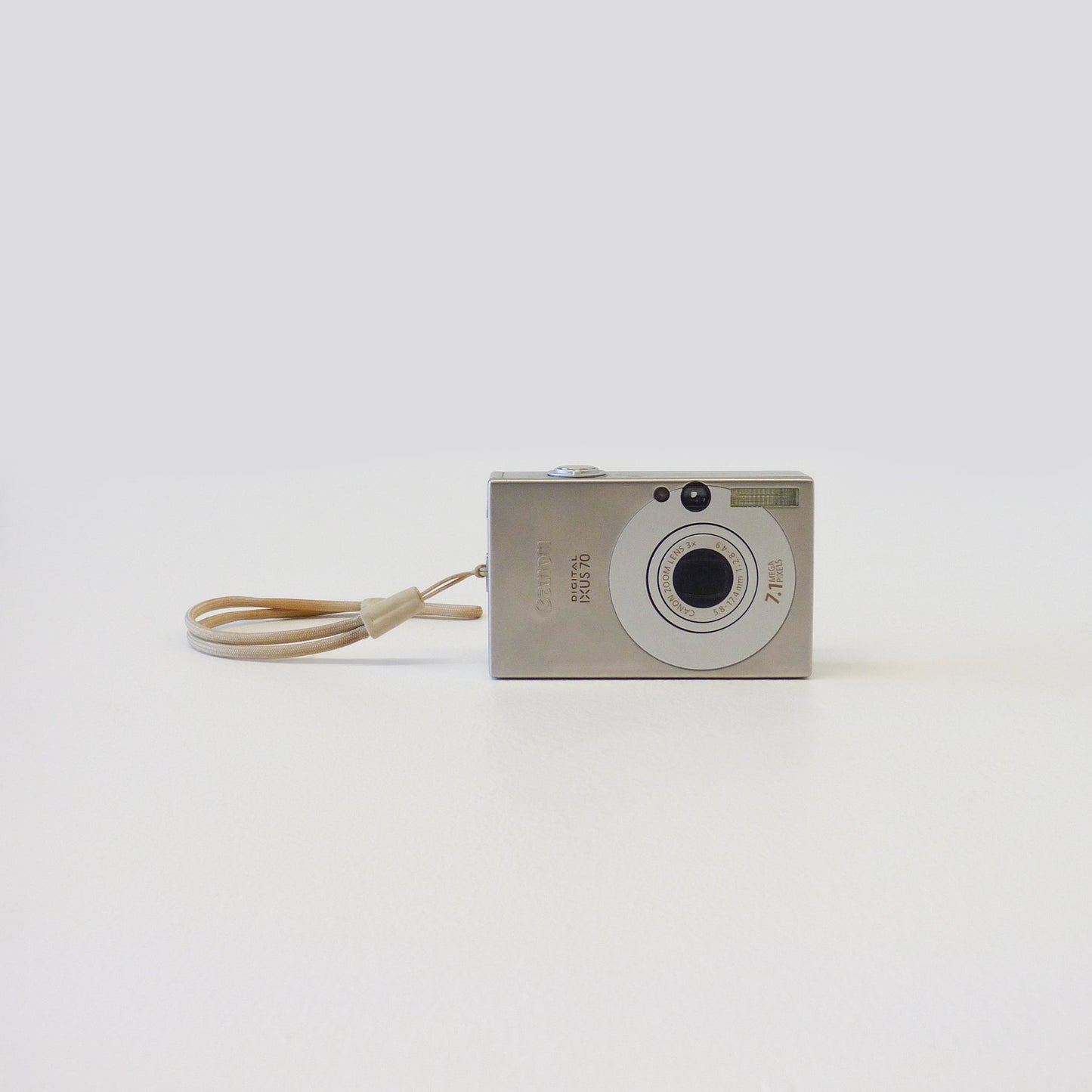 Canon IXUS 70 Digital Camera