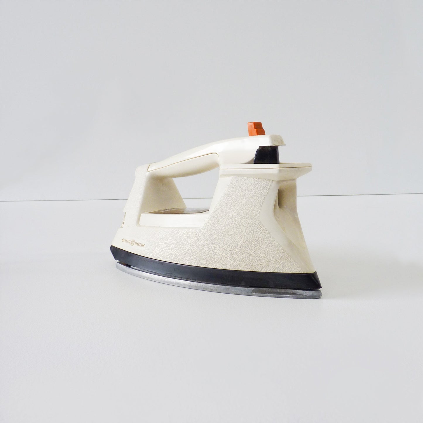 Retro Iron