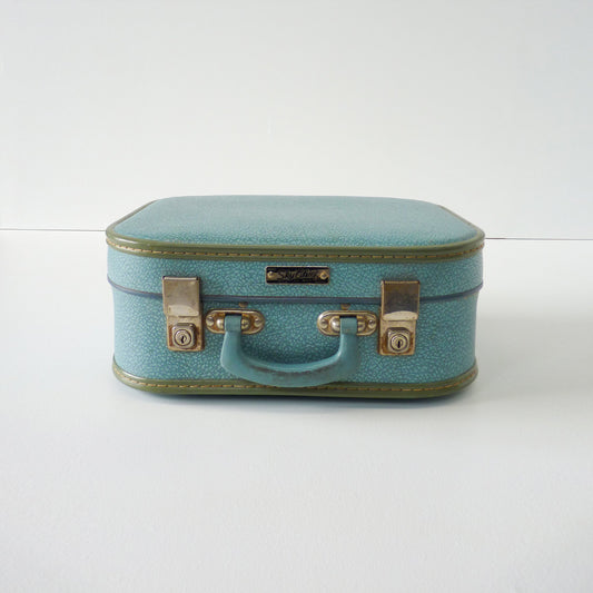 Blue Skychief Retro Suitcase